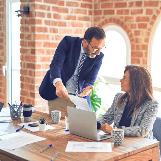 Netto Paytorn team di esperti di investimenti in criptovalute